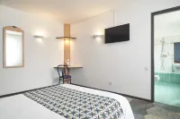 Atena Bordeaux Sud Est Créon - Vélo Friendly Hotel di Podensac