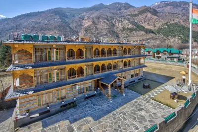 Ritu Regency , Himachal Pradesh Hotels in der Nähe von Bijli Mahadev Temple