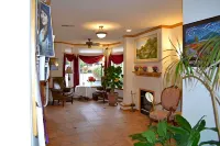 Anaco Bay Inn - 2-Star