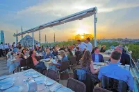 Seven Hills Hotel - Special Category