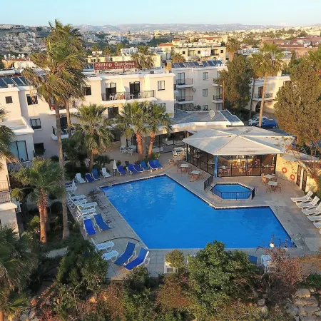 Hilltop Gardens Hotel Apartments