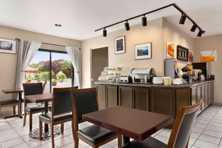 Ramada by Wyndham Arcata