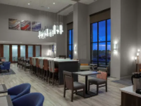 芝加哥伯爾裏奇歡朋套房酒店 布爾里奇酒店