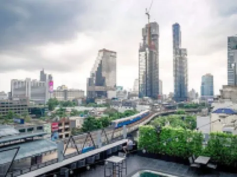 壽拉是隆酒店 鄰近沙吞的酒店