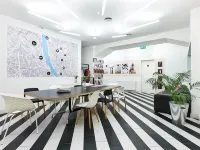 เอ็มจีแซดเอ็น บาซิลิกา รูมส์ โรงแรมใกล้มินิเวิร์ซัม