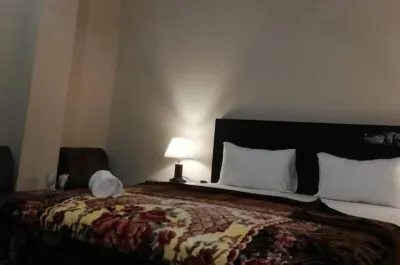 Fine Star Hotel Hotels near The Chenab Club