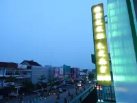Green Leaf Inn Hotels in Darat Sekip
