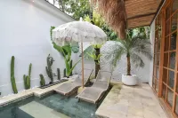 Jogja Life by Bohemian Jogja Villas Hotels in Umbulharjo