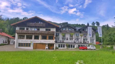 Landhotel Albrecht Hotel a Hellengerst