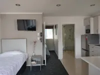 Phoenix Palm Motel Hotels in Remuera