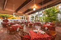 El Cid Granada Hotel & Country Club - Airport Shuttle