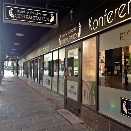 Vandrarhem Uppsala Centralstation Отели рядом с достопримечательностью «Flogsta»