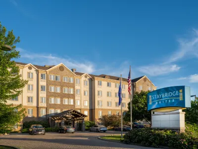 Staybridge Suites Milwaukee Airport South Hotels in Franklin