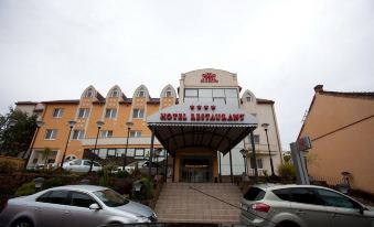 Hotel Maxim