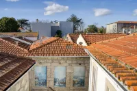 Fine Arts Studios by Olala Homes