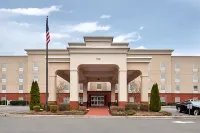 Hampton Inn Statesville Hotels in Statesville