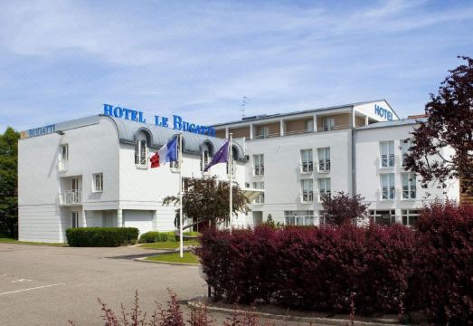 Hotel Le Bugatti - Housity