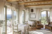 Wine Resort Conti di San Bonifacio Hotel di Roccatederighi