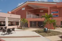 Blau Arenal Habana Beach Hotels near Santa Cruz del Norte Park
