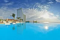 International Hotel Casino & Tower Suites - Beach