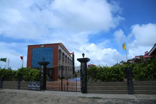 Grand Beach Resort Hotels in Purba Medinipur