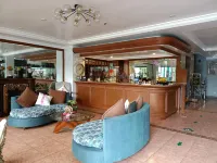 The Golden Pine Hotel Hôtels à : Baguio
