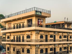 Tripli Hotels Prithvi Palace