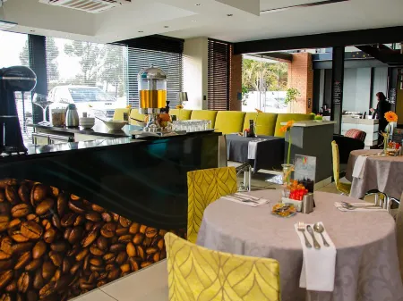 City Living Boutique Hotel Отели рядом с достопримечательностью «Free State National Botanical Garden»