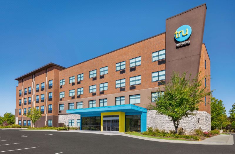 Tru by Hilton Lawrenceville Atlanta I-85 Sugarloaf