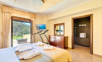 Cretan Sunny Villa
