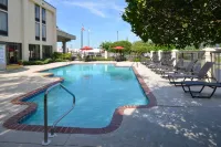 Hampton Inn Gadsden - Pools