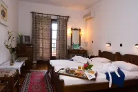 Dionyssos Hotels in Скопелос