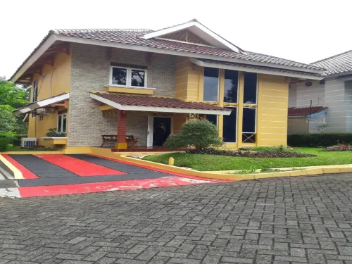 Villa Kota Bunga Azalea - Wifi