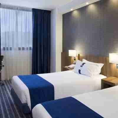 Holiday Inn Express CAMPO DE GIBRALTAR - BARRIOS by IHG Rooms