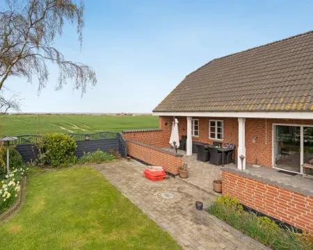 "Delina" - 200m from the Sea Hotel di Munisipalitas Lolland