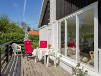 "Melina" - 100m from the Sea