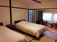 Yunoura Onsen Kameiso Hotels in Minamata