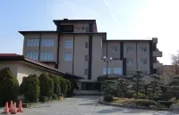 Hotel New Katsura Hotels near Daizen Shrine