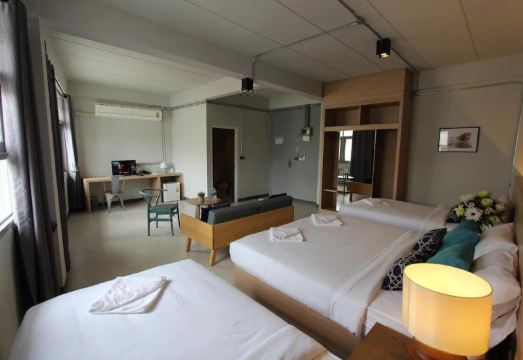 4. 라지타니 호텔..