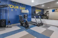 Comfort Inn & Suites - Phòng Gym