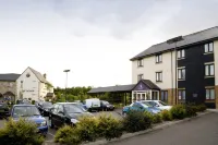 Premier Inn Chelmsford (Boreham) - parking