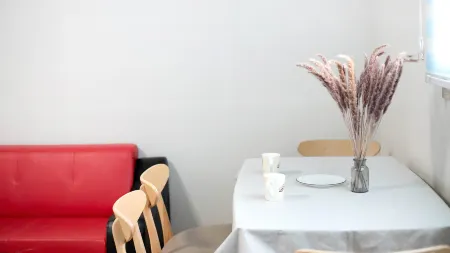 Anmyeondo Ilgobbeonjjaegoyangi Отели рядом с достопримечательностью «Kkotji Beach»