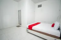 RedDoorz Syariah near Danau Lut Tawar Takengon 2 Hotel dekat Masjid Adz Dzikra