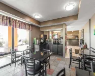 Quality Inn Downtown - Aamiainen