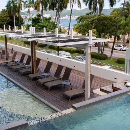 Ramada by Wyndham Acapulco Hotel & Suites