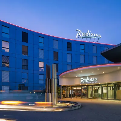 Radisson Hotel Zurich Airport Hotels near Affoltern