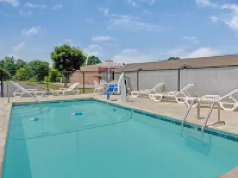 Super 8 by Wyndham Shelby Hotels in Shelby