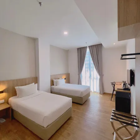 S Hotel
