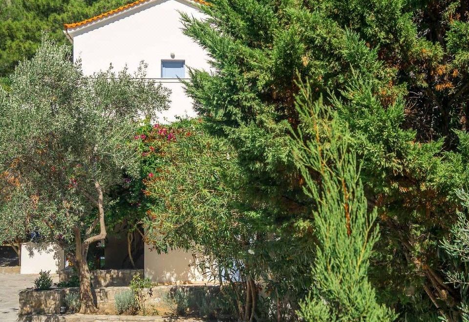 Hotel Armonia Bay Hotel, Exterior, Garden