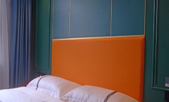 Orange Guest Chain Hotel (Ganzhou Jiufang Gold Plaza Store)